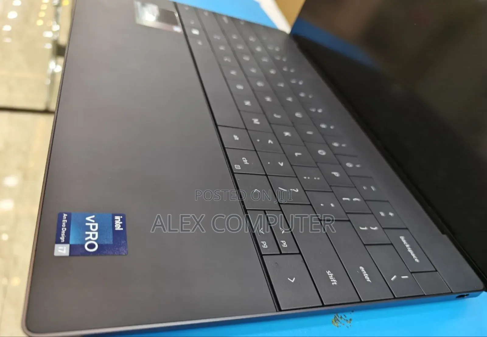 New Laptop Dell XPS 13 32GB Intel Core I7 SSD 1T