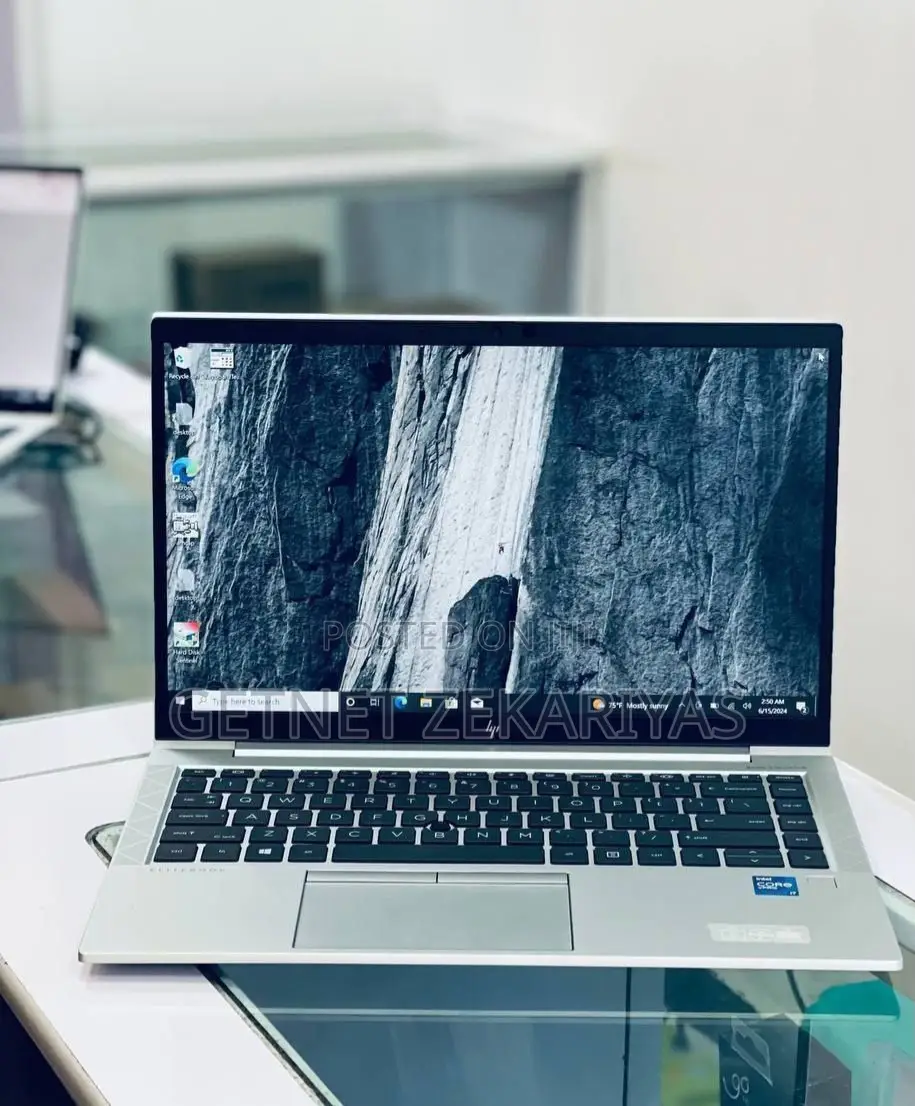 New Laptop HP EliteBook 840 G8 16GB Intel Core I7 SSD 512GB