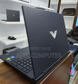 New Laptop HP Victus 15 16GB Intel Core I5 SSD 512GB