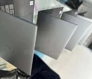 New Laptop Dell XPS 15 32GB Intel Core i7 SSD 512GB