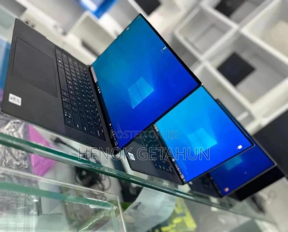 New Laptop Dell XPS 15 32GB Intel Core i7 SSD 512GB