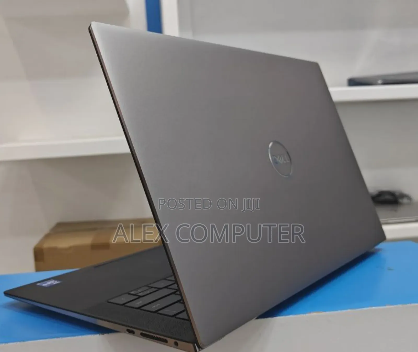 New Laptop Dell Inspiron 15 32GB Intel Core I7 SSD 512GB