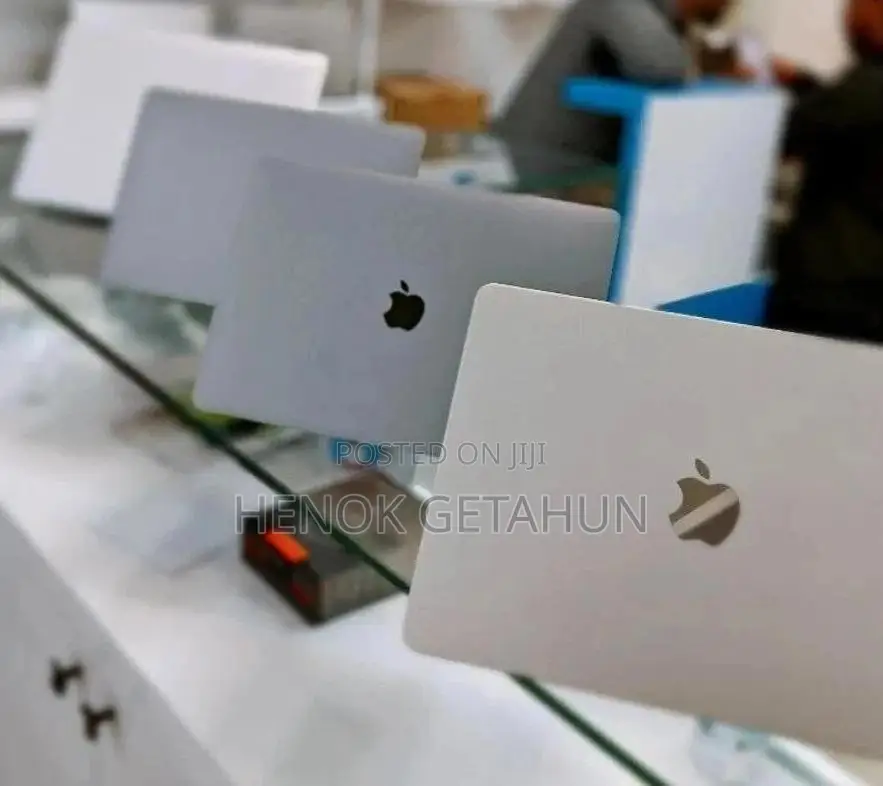 New Laptop Apple MacBook Pro 2019 16GB Apple M2 SSD 256GB