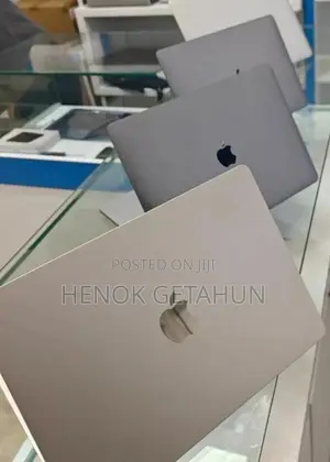 New Laptop Apple MacBook Pro 2019 16GB Apple M2 SSD 256GB