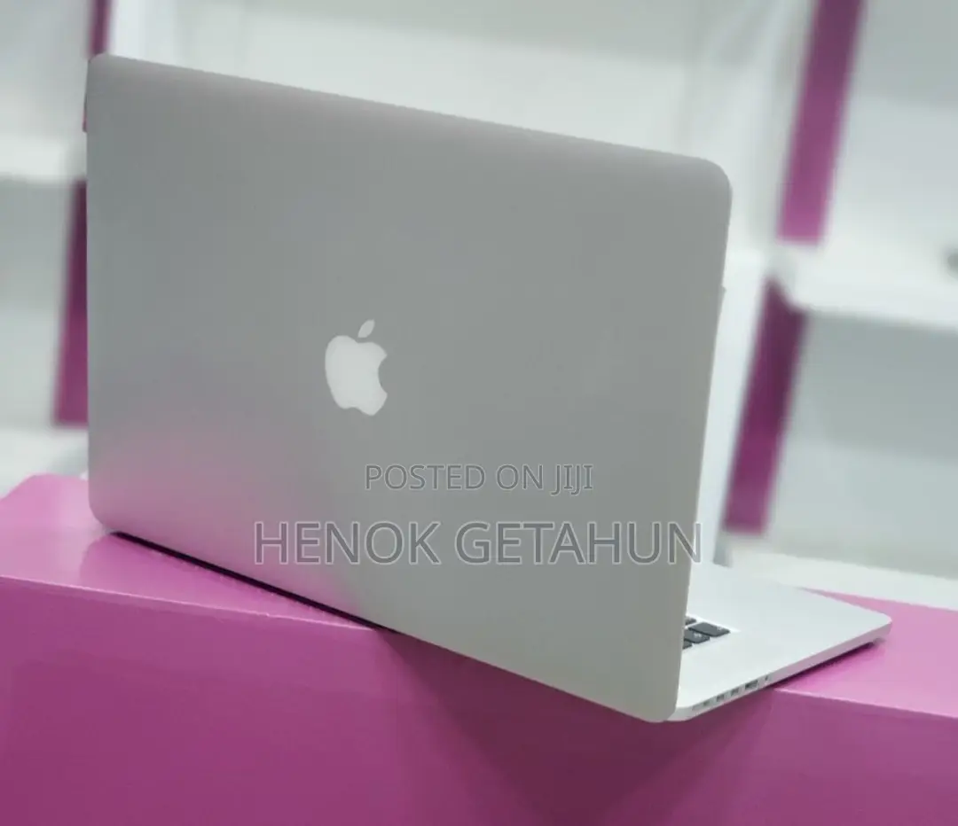 New Laptop Apple MacBook Pro 2015 16GB Intel Core I7 SSD 512GB