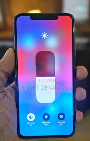 Photo - New Apple iPhone 11 Pro Max 256 GB