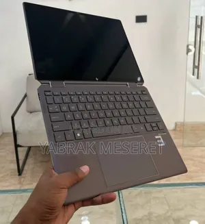 New Laptop HP Spectre X360 18GB Intel Core I7 SSD 1T