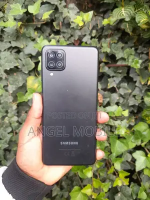 Samsung Galaxy A12 64 GB Blue