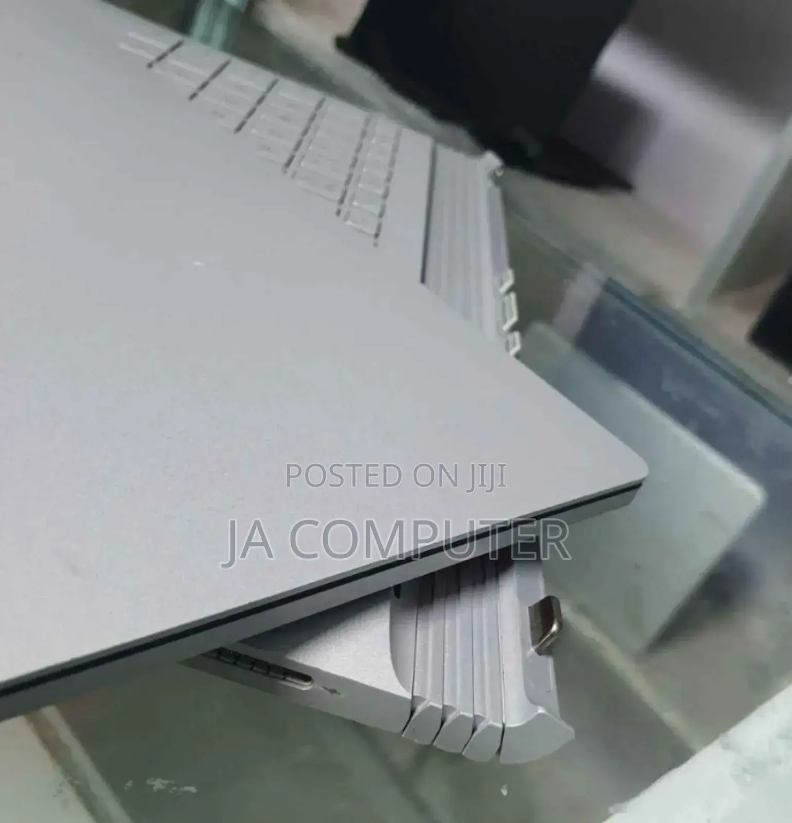 New Laptop Microsoft Surface Book 3 32GB Intel Core I7 SSD 512GB