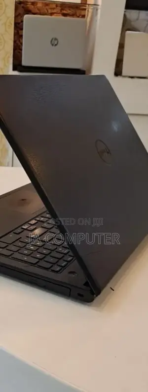 New Laptop Dell Vostro DVCI309 8GB Intel Core I5 HDD 1T