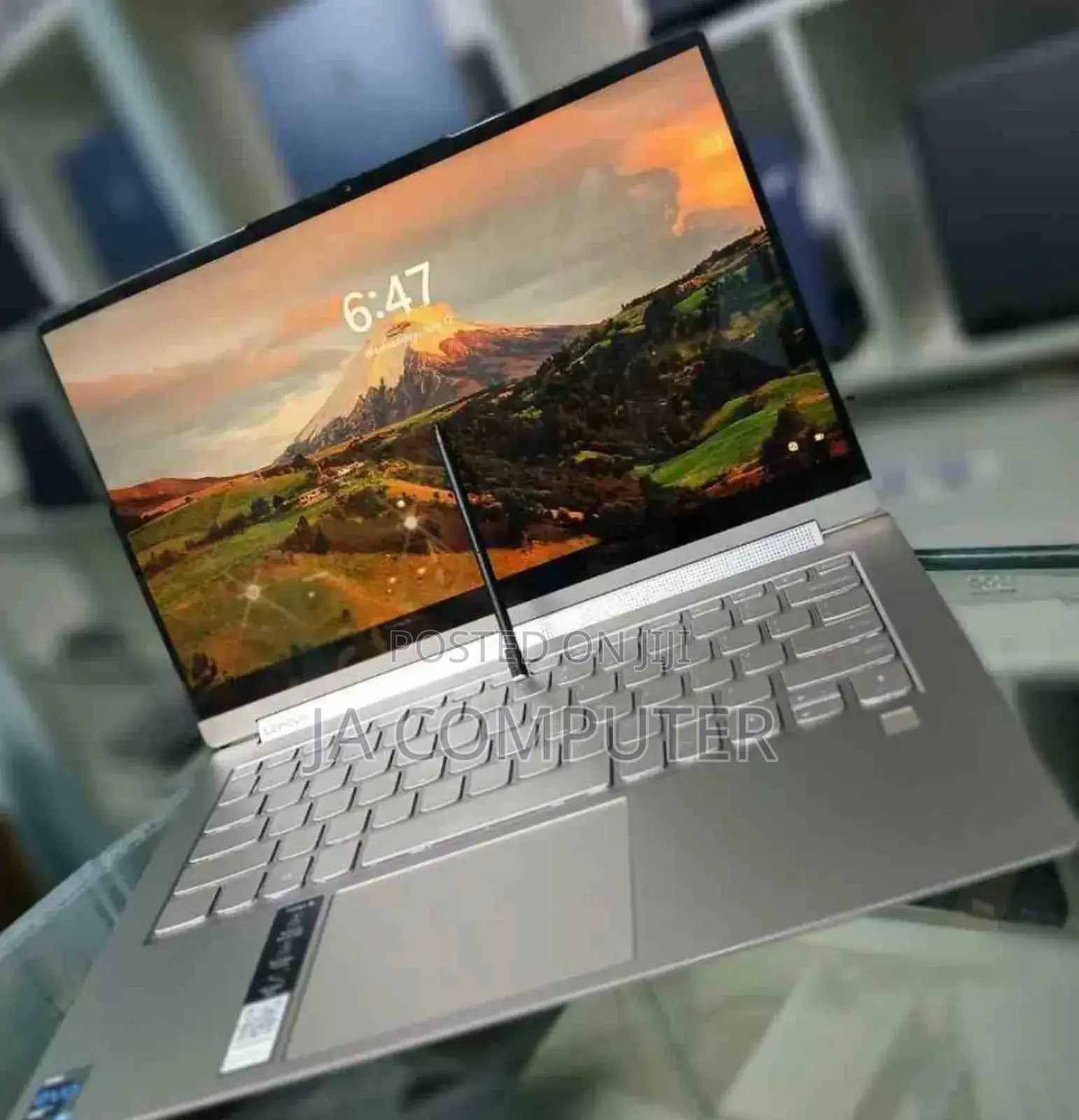 New Laptop Lenovo Yoga 9i 16GB Intel Core I7 SSD 512GB