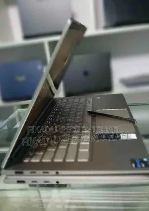 New Laptop Lenovo Yoga 9i 16GB Intel Core i7 SSD 512GB