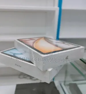 New Apple iPad Air 11 (2024) 256 GB Silver