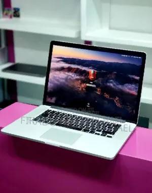 Photo - New Laptop Apple MacBook Pro 2015 16GB Intel Core i7 SSD 512GB