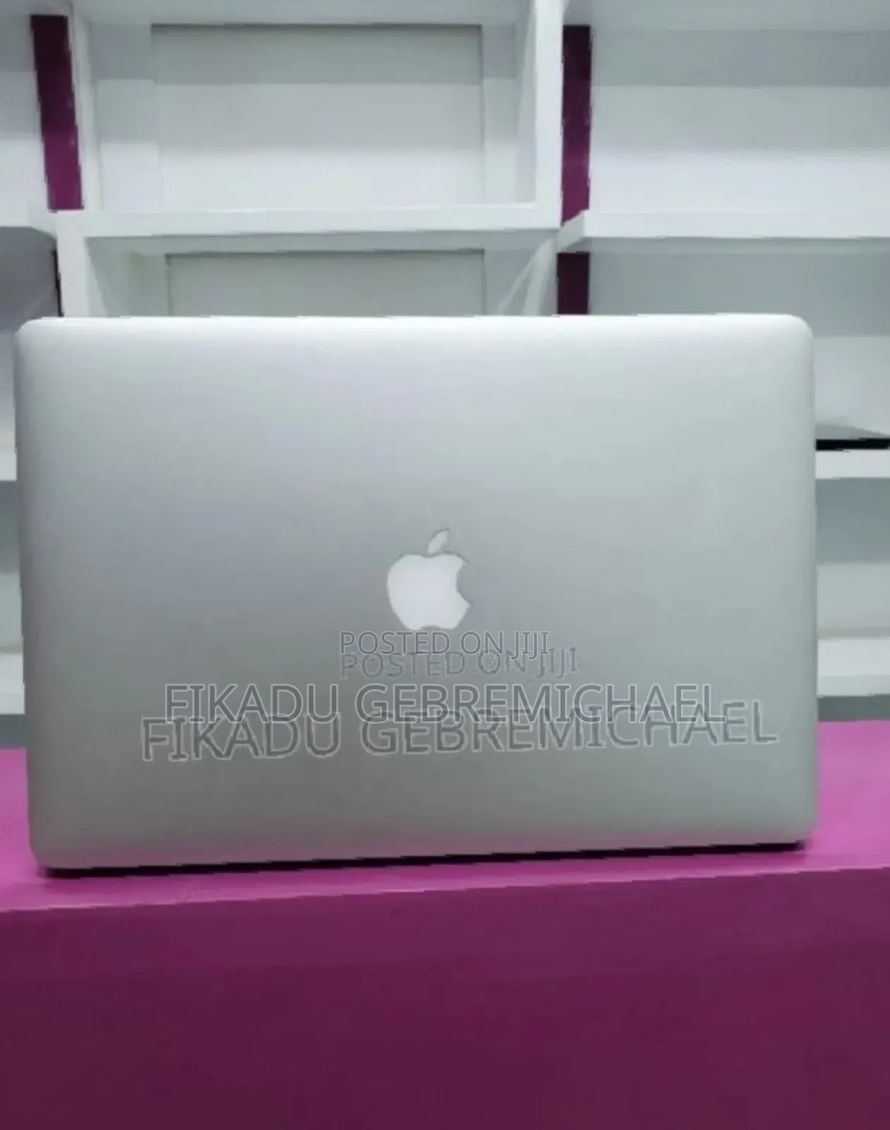 New Laptop Apple MacBook Pro 2015 16GB Intel Core i7 SSD 512GB