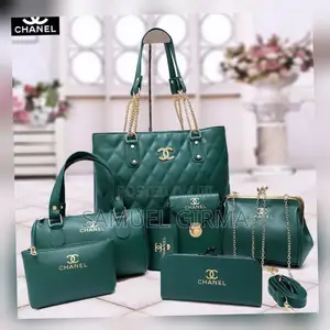 *Chanel*
Big Size Hand Bag 7pcs