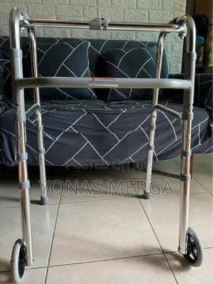 Photo - Aluminum Walker/Ready Stock Same Day Delivery Within 1 Hour
