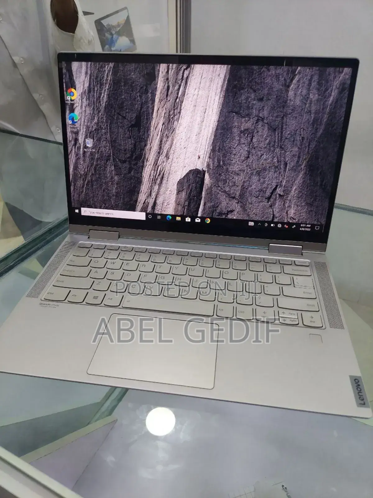 New Laptop Lenovo Yoga C740 12GB Intel Core I7 SSD 512GB