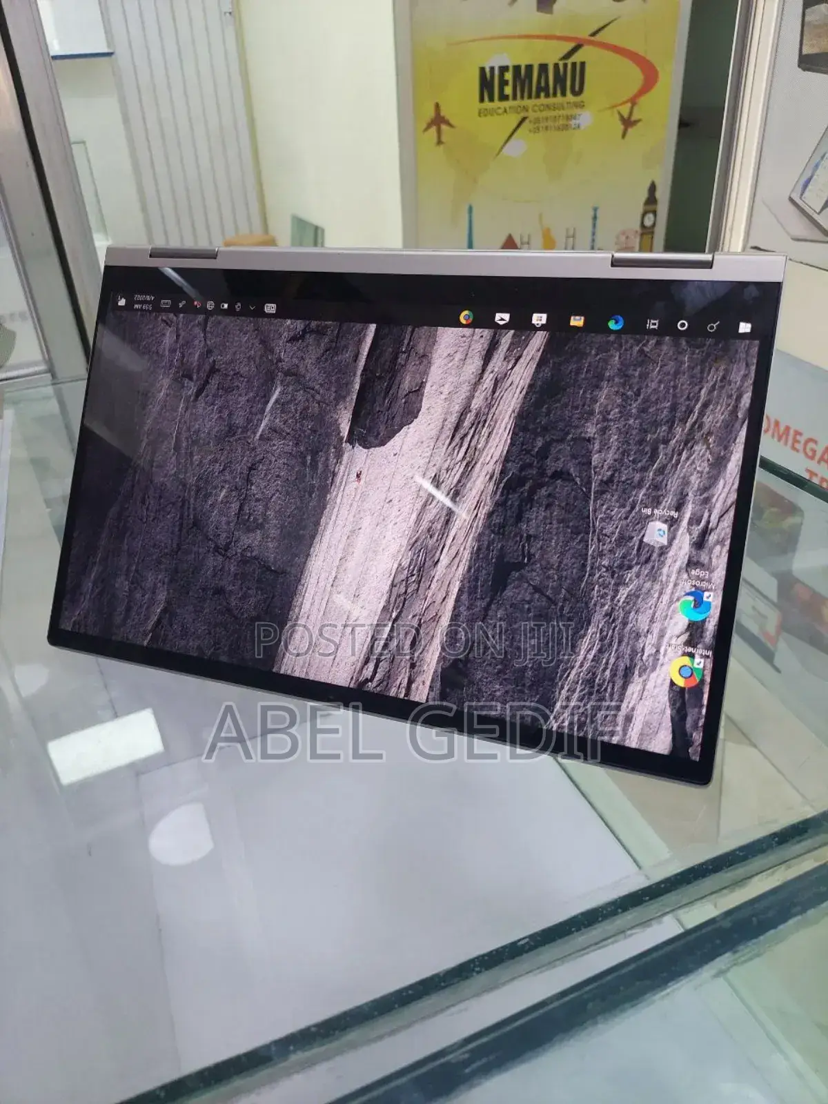 New Laptop Lenovo Yoga C740 12GB Intel Core I7 SSD 512GB