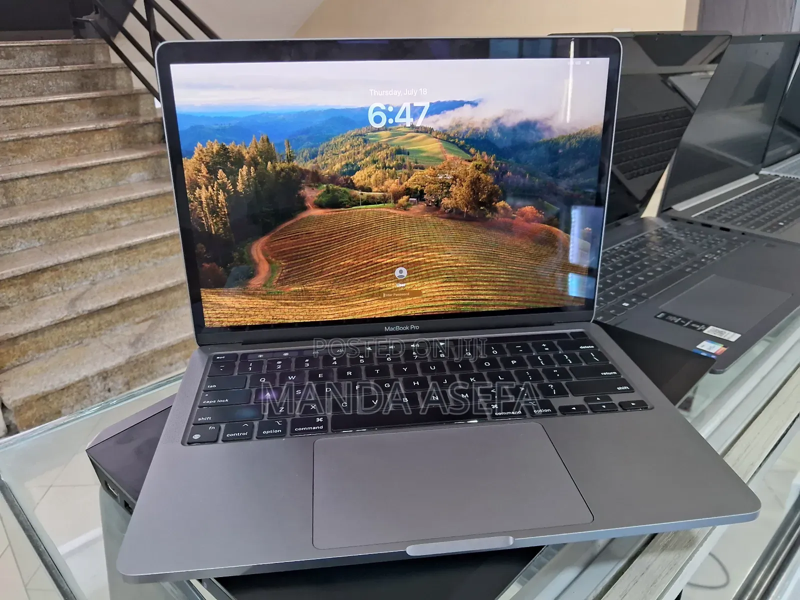 New Laptop Apple MacBook Pro M1 8GB Apple M1 SSD 512GB