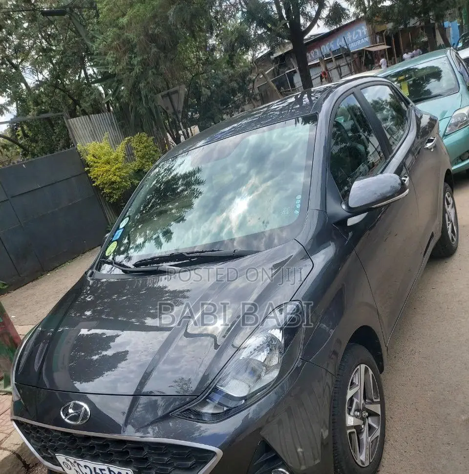 Hyundai I10 2022 Gray