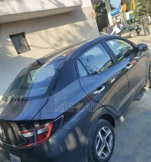 Hyundai I10 2022 Gray