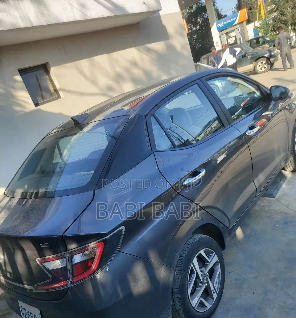 Hyundai I10 2022 Gray