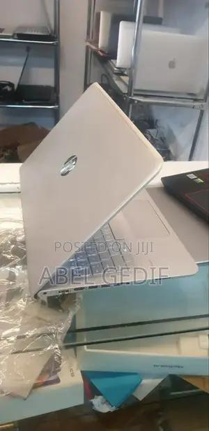 Photo - New Laptop HP Envy 15 8GB Intel Core I5 HDD+SSD 1T