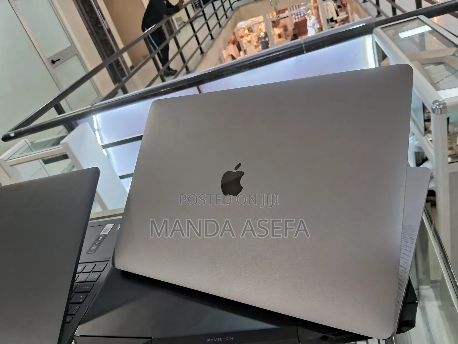 New Laptop Apple MacBook Pro 2017 16GB Intel Core I7 SSD 1T