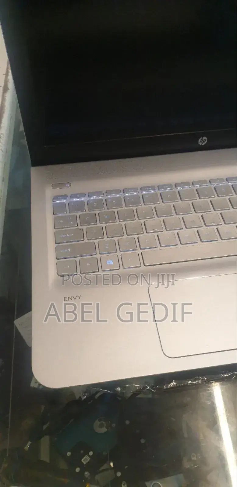 New Laptop HP Envy 15 8GB Intel Core I5 HDD+SSD 1T