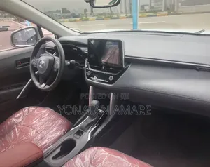 New Toyota Corolla Cross 2024 White