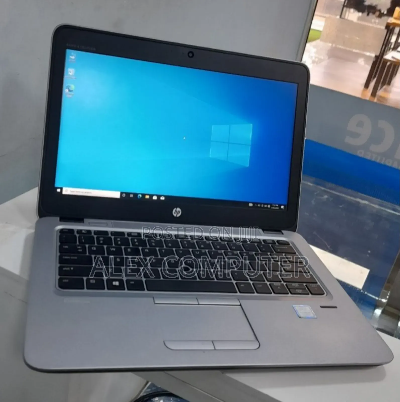 New Laptop HP EliteBook 820 G4 8GB Intel Core I5 SSD 256GB