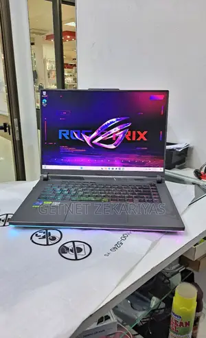 New Laptop Asus ROG Strix G15 16GB Intel Core I7 SSD 1T
