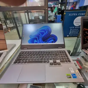 New Laptop Lenovo LOQ 15IRH8 16GB Intel Core I5 SSD 512GB