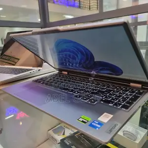 New Laptop Lenovo LOQ 15IRH8 16GB Intel Core I5 SSD 512GB