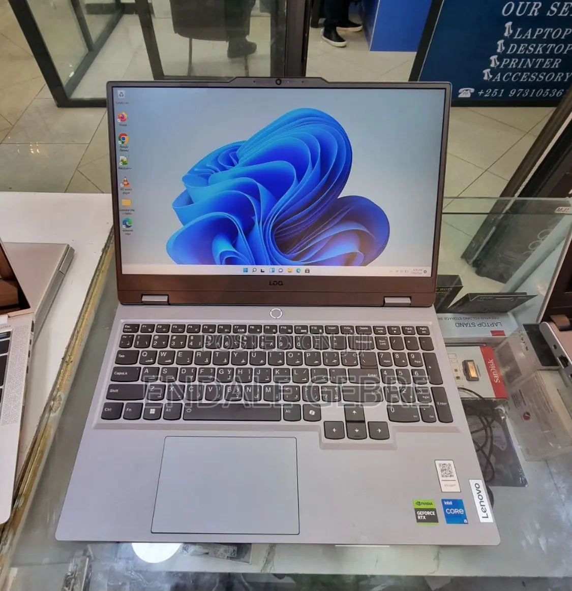 New Laptop Lenovo LOQ 15IRH8 16GB Intel Core I5 SSD 512GB