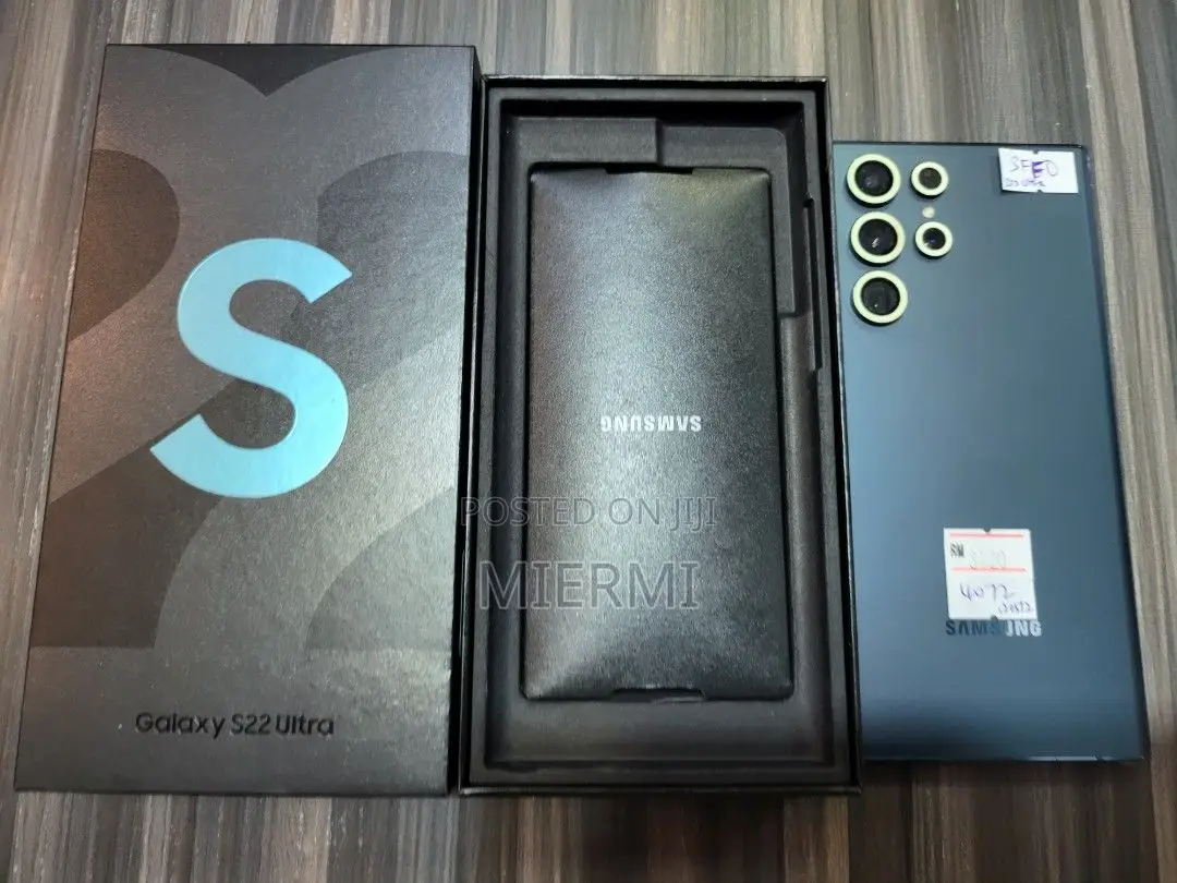 New Samsung Galaxy S22 Ultra 5G 128 GB Green