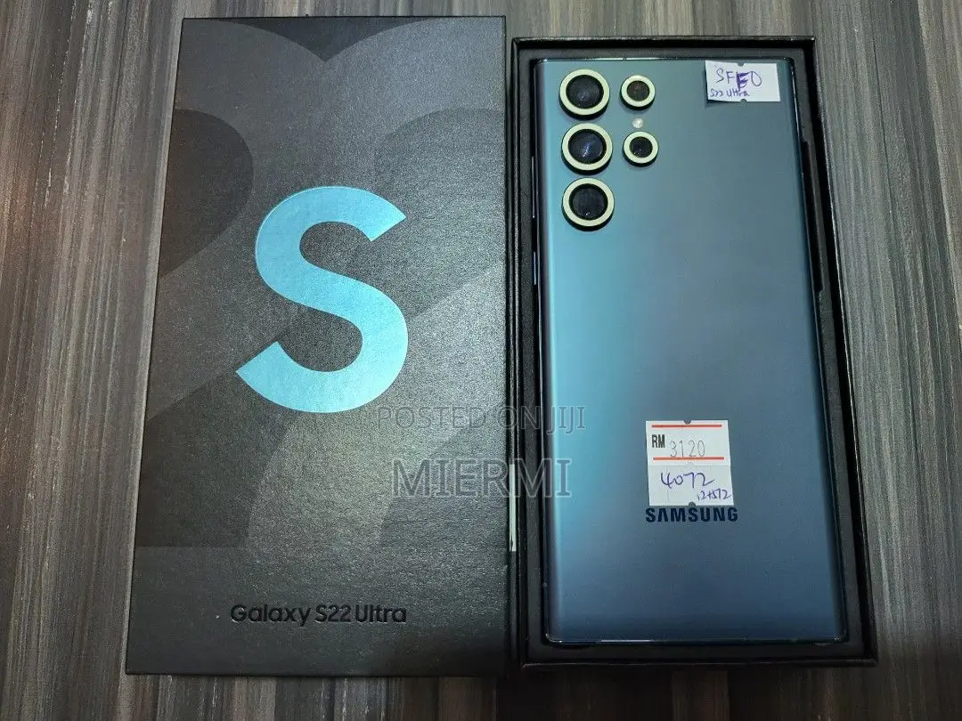 New Samsung Galaxy S22 Ultra 5G 128 GB Green