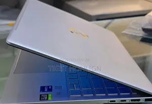 New Laptop HP Envy X360 16GB Intel Core I7 SSD 512GB