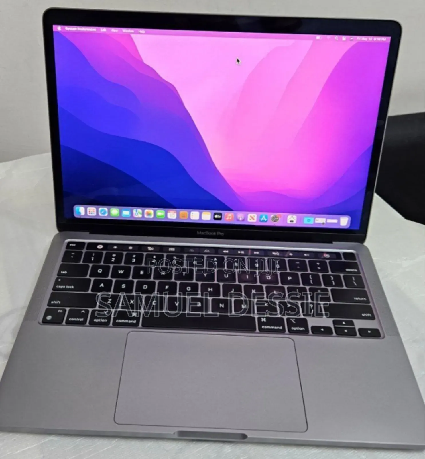 New Laptop Apple MacBook Pro 2020 M1 8GB Apple M1 SSD 512GB