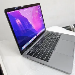 New Laptop Apple MacBook Pro 2020 M1 8GB Apple M1 SSD 512GB