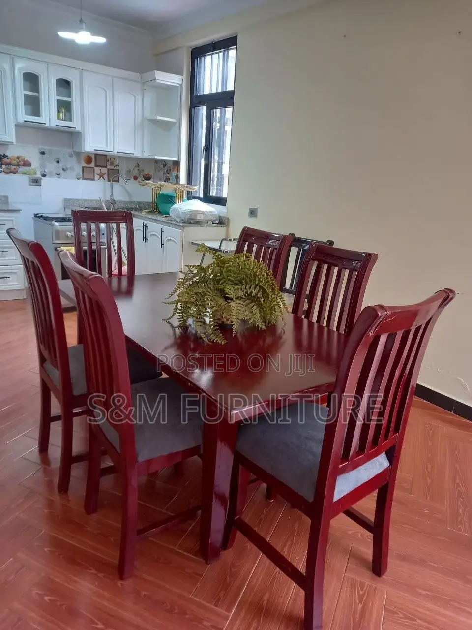 6 Seater Dinning Table