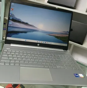 New Laptop HP Stream Notebook 16GB Intel Core I7 SSD 512GB