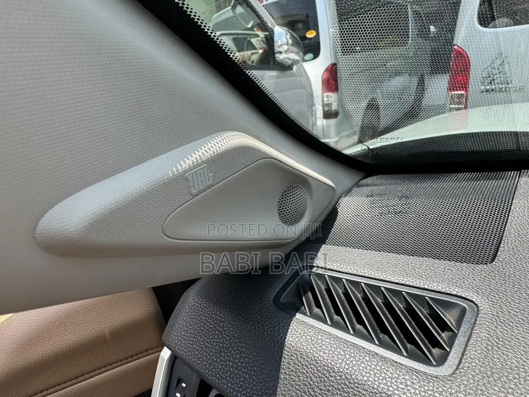 Toyota RAV4 2023 Green