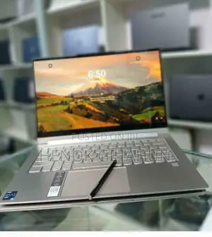 Photo - New Laptop Lenovo ThinkPad Yoga 370 16GB Intel Core I9 SSD 512GB