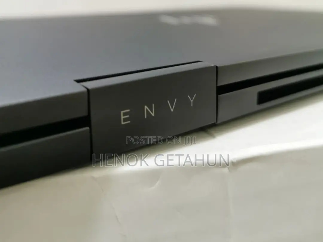 New Laptop HP Envy X360 16GB Intel Core I7 SSD 512GB