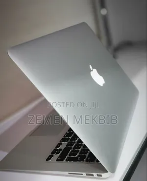 New Laptop Apple MacBook Air 2017 8GB Intel Core I5 SSD 128GB