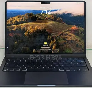 Photo - New Laptop Apple MacBook Air 2022 M2 8GB Apple M2 SSD 256GB