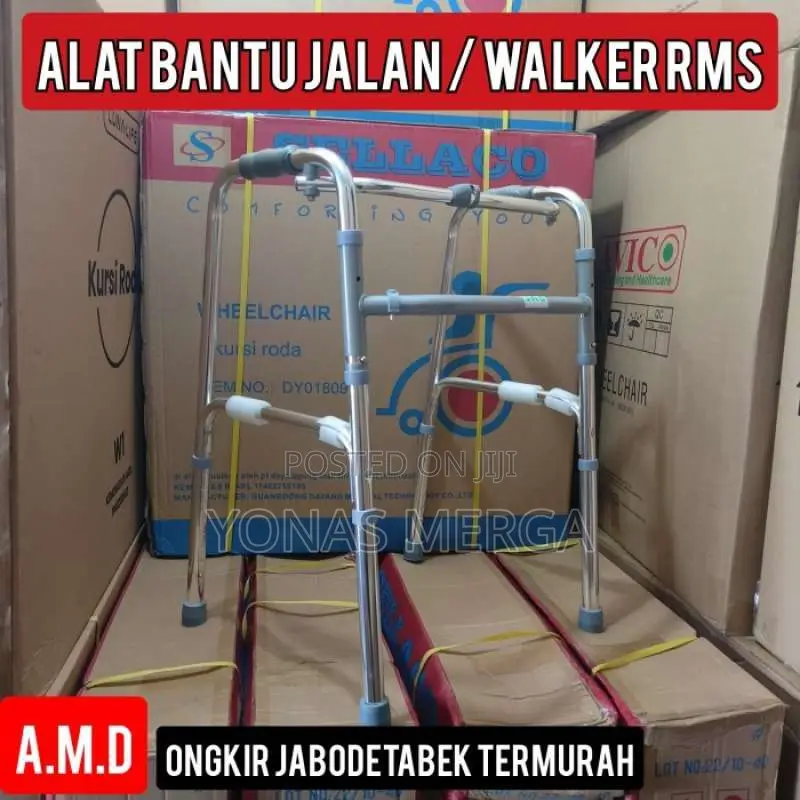 Aluminum Light Weight Folding Walker/Rubber on the Armrest