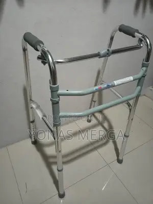 Photo - Walking Frame, Adult, IMI-3043/
Platform Walker
Use_hospital